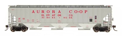 INTERMTN. N GAUGE 4750 3 BAY RIB SIDED HOPPER AURORA CO-OP  #17 PN 6535610