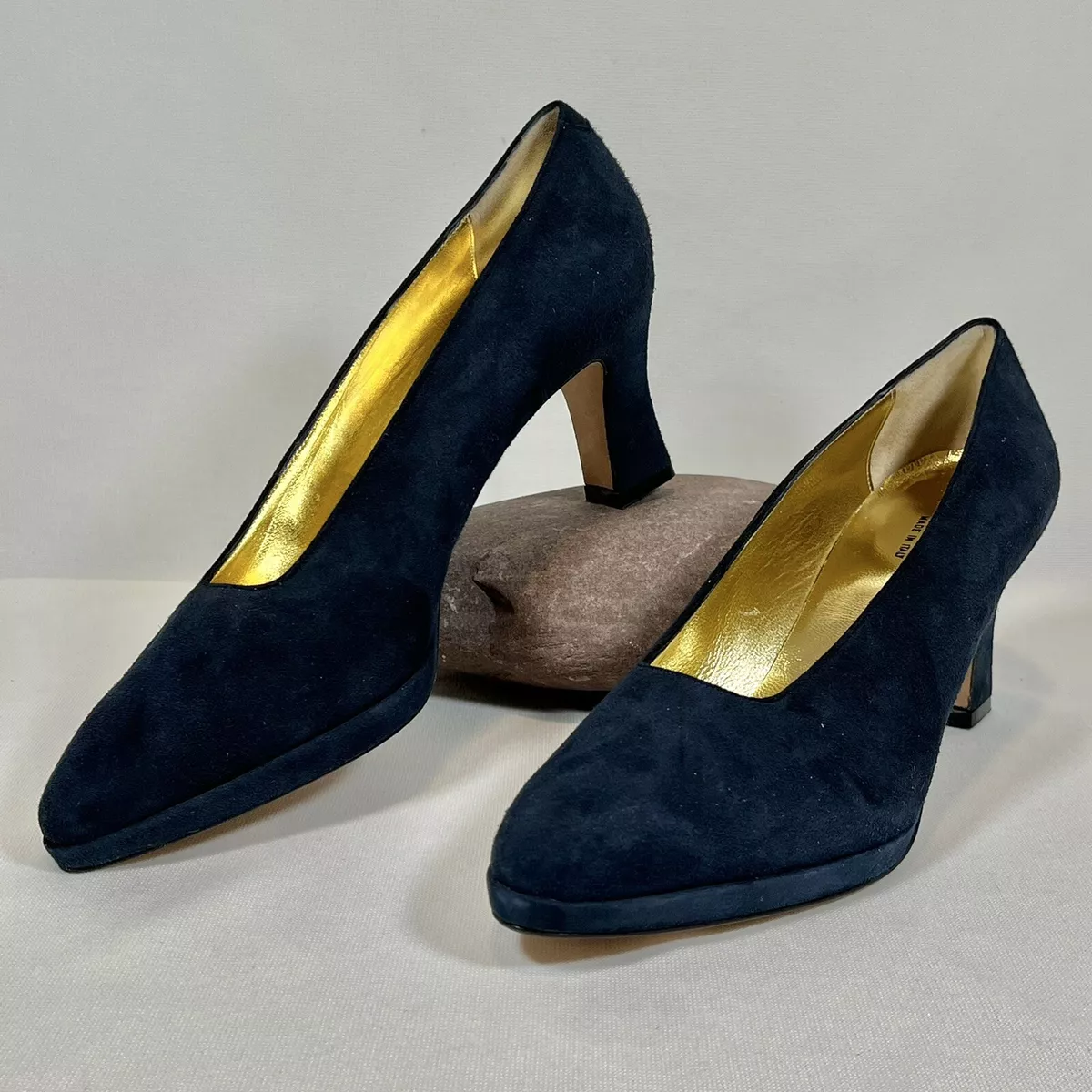 Paloma leather pump 2025