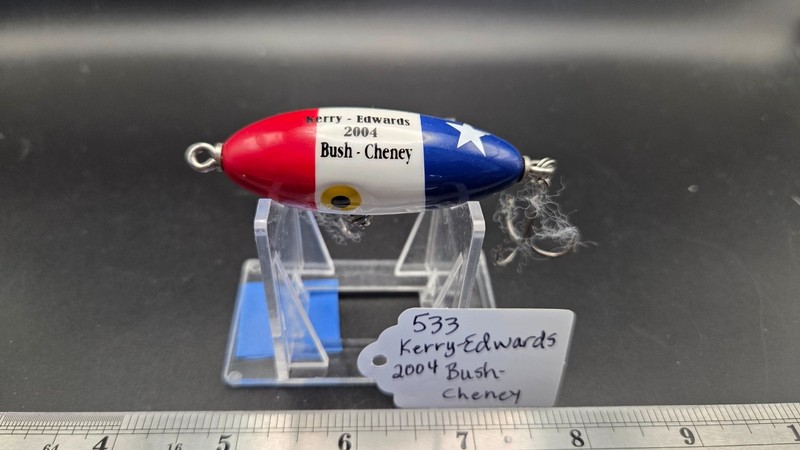 LOT 533    UNIQUE    POTUS George W Bush VPOTUS Dick Cheney Fishing Lure,  2004