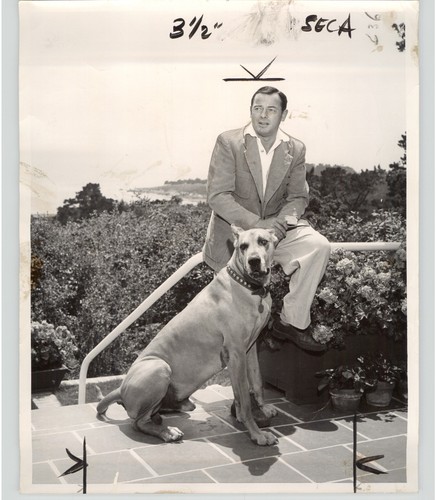 Flieger & Autor ERNEST GANN & Dogge Ceres Vintage 1954 Pressefoto