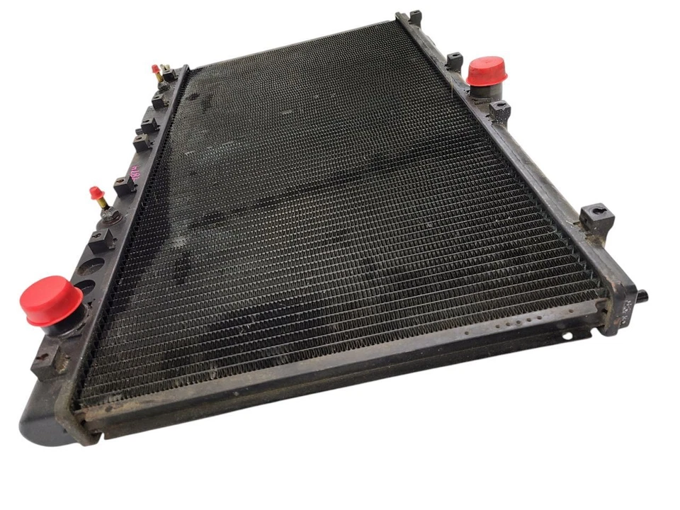 Radiador tracción delantera compatible con 94-99 3000GT 610979 Foto 2 de 4