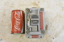 Allen Bradley 800H-2HCM7 Heavy Duty Push Button Station 800H-NP14 800H-1HZX7