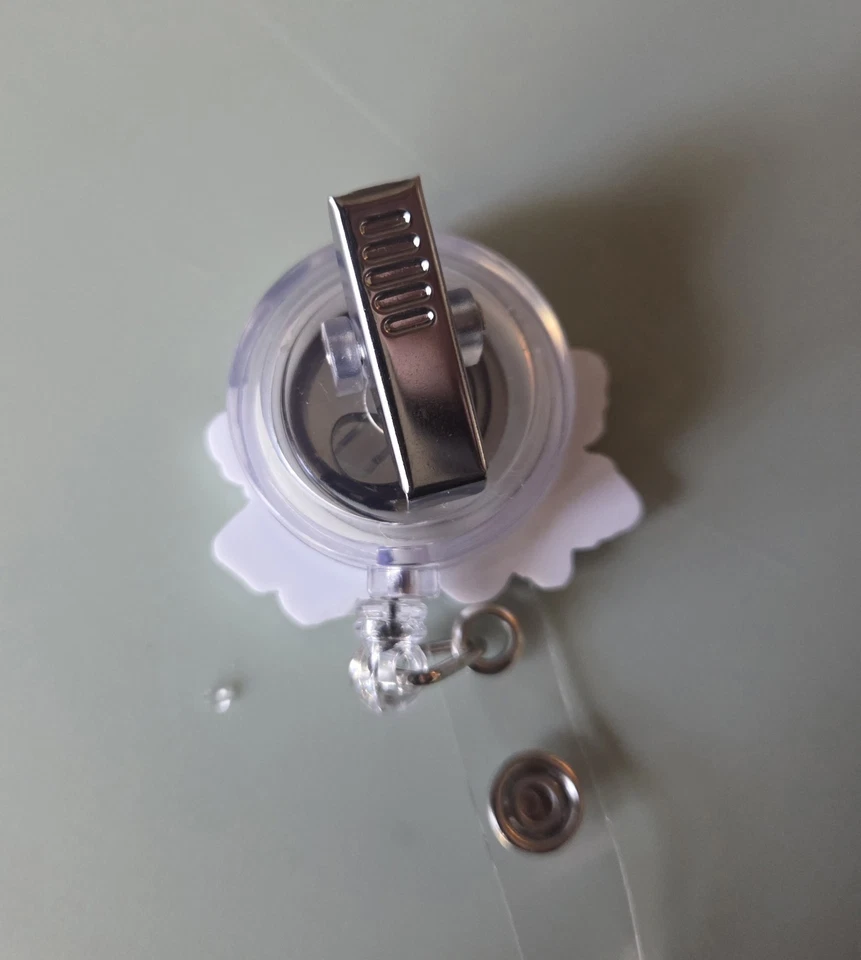 Carrete de insignia retráctil para dar gracias de vacaciones soporte de identificación clip de cocodrilo Foto 3 de 3