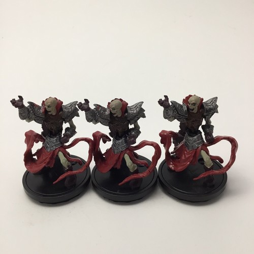 WOW WARCRAFT MINIATURES CORE MINI : SKELETAL PRIEST Set Of 3
