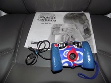 Fisher Price Kid Tough Digital Camera J8209 Blue Chunky Design EUC 