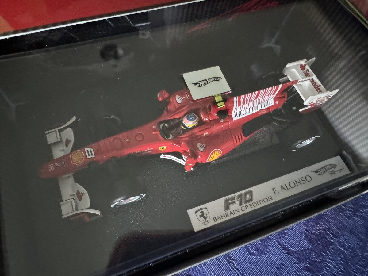 Rare - Hot Wheels Racing Model 2010 - Ferrari F10 Alonso Bahrain
