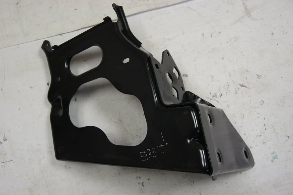 2000-2004 Chevy Corvette C5 Left LH Headlight Bracket New OEM 16523677 - Image 4 of 4