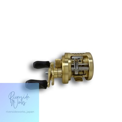 Shimano Calcutta Conquest 200 RH440 Gold Baitcasting Reel Japan