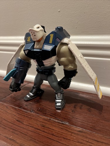 Disney Mighty Ducks Grin Nitro Fist Hockey Action Figure Near Complete RARE - Picture 3 of 5