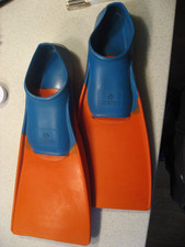Tritan Swim Tech Floating Swim Fins Flippers Size 44-45 / 10-11 Model 1619