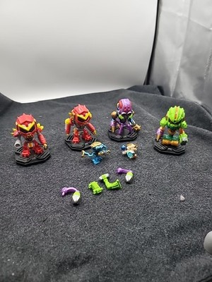 Treasure X Robots by Moose toys Collectible Toy Action Figure Lot/6, accessories