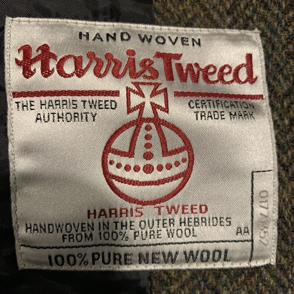 Chaleco de lana Harris Tweed espiga para hombre pequeño marrón/verde de ASOS Foto 3 de 4