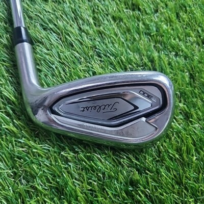 Titleist T300 Gap Wedge 48 Grad AMT Red Regular Flex Schaft
