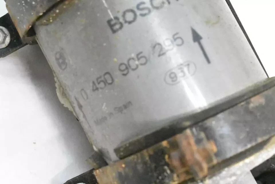 Bentley Arnage 2001 Fuel filter P/N 0450905295