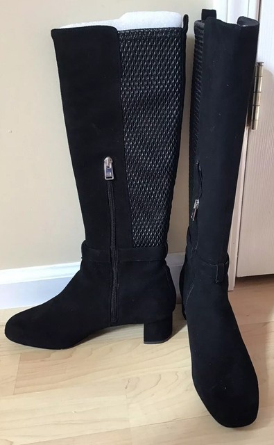total motion raina plain boot