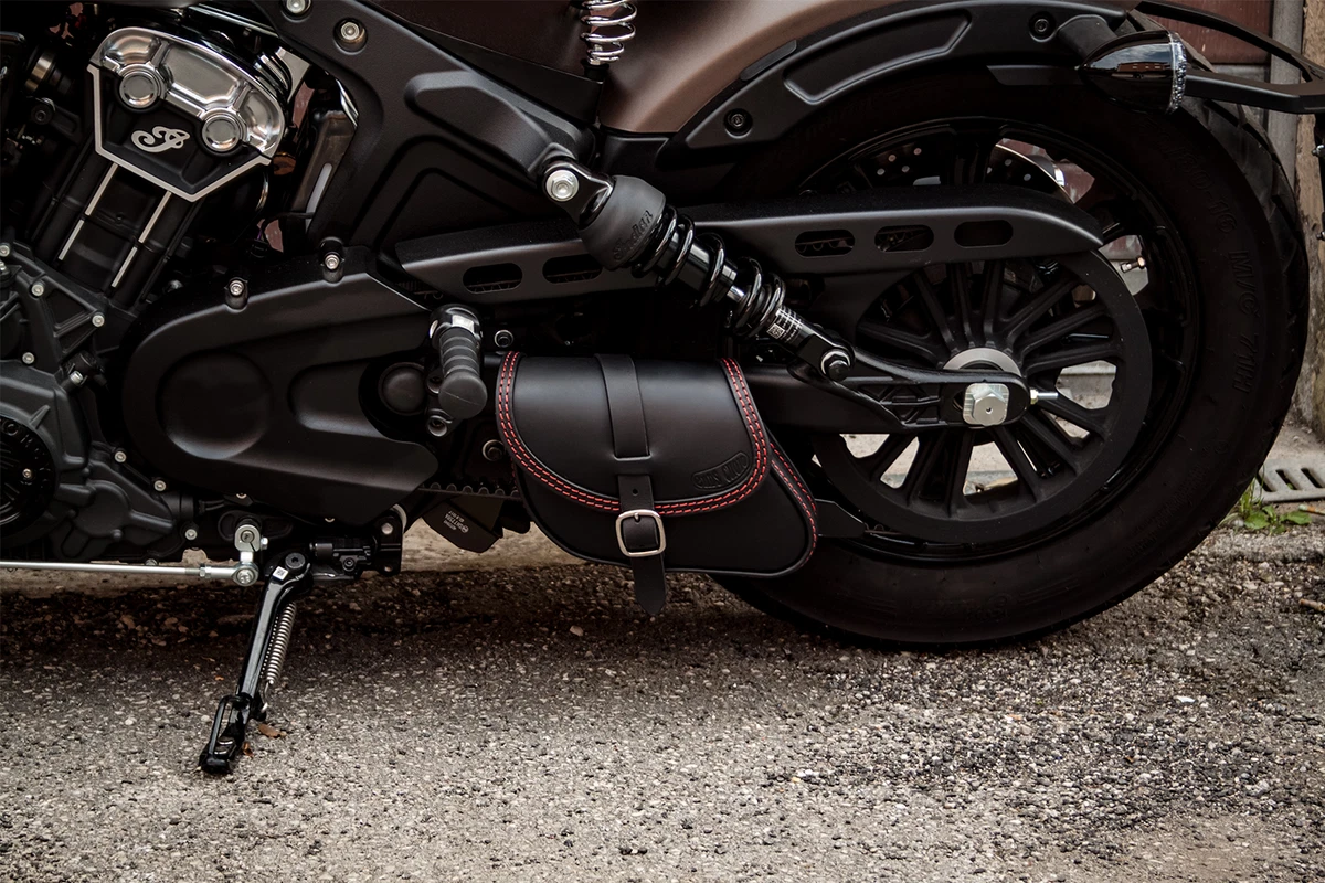 Indian scout bobber hotsell swing arm bag