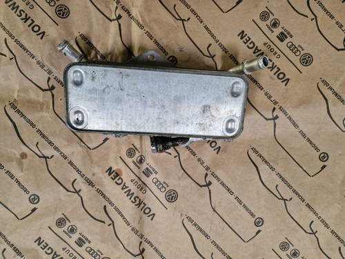 ORIGINAL AUDI A6 A7 3.0 TDI Getriebeölkühler Öl Kühler 4G0317021AG 4G0317021M