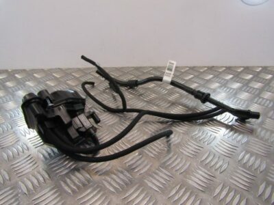 2019 BMW G30/G31 525D B47D20B. Vacuum Chamber & Solenoid Valve 8605130/8581292