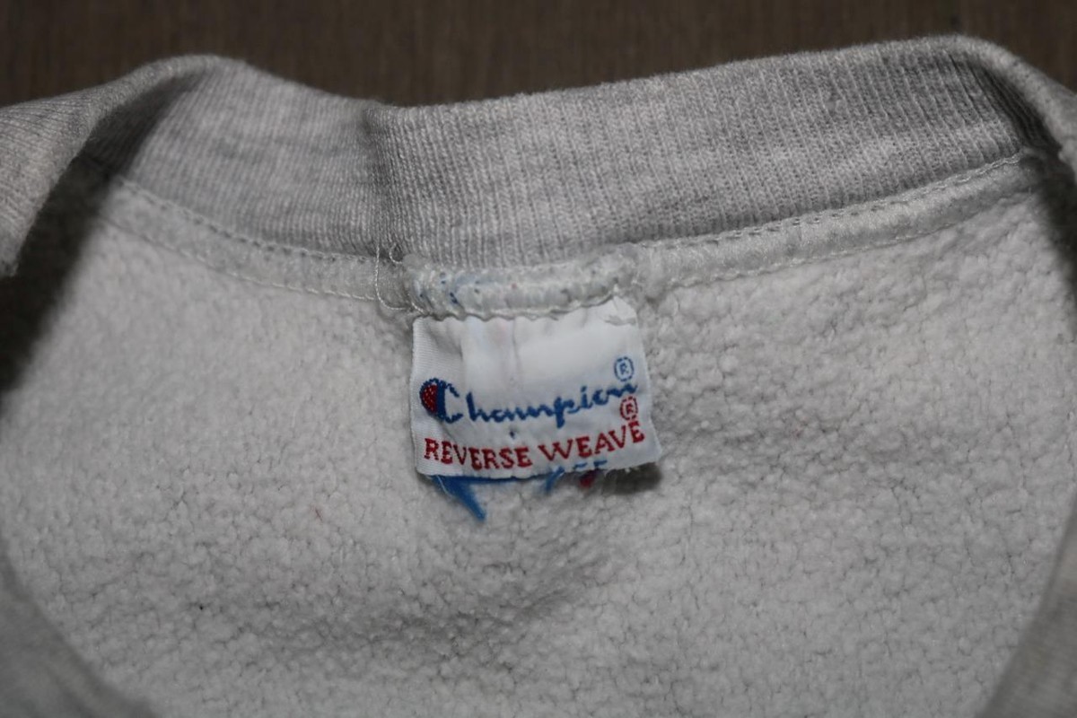 VINTAGE 90s CHAMPION REVERSE WEAVE MENS ILLINOIS SWEATSHIRT ILLINI