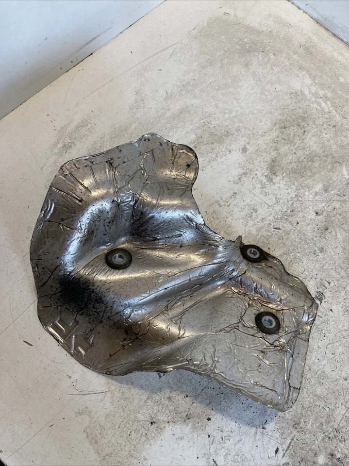 Mazda Cx-7 Heat Shield Cover Genuine 2.2 Mzr-Cd 2011 Year - Image 2 of 4