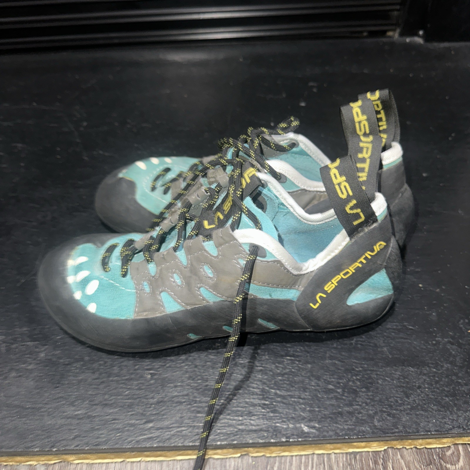 Zapatos de escalada en roca La Sportiva Tarantulace para mujer talla 8 de EE. UU.