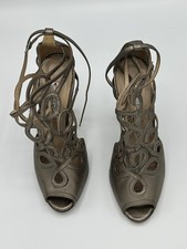 Oscar de la Renta Women  s Matallic Gold Strappy Peep Toe Lace Up Heel US 8