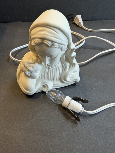 Vintage Ceramic Mother Mary Madonna and Child Baby Jesus Night Light - Picture 2 of 17