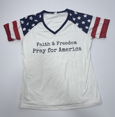 Faith & Freedom Pray for America Patriotic USA Flag V-Neck T-Shirt Women s M