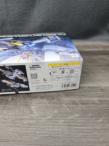 RG #006 FX-550 Skygrasper Launcher/Sword Pack 1/144 Model Kit Bandai Hobby - Picture 9 of 12