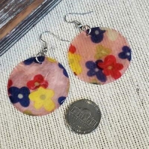 Capiz Shell Earrings Pink Blue Yellow Flowers - Picture 2 of 2