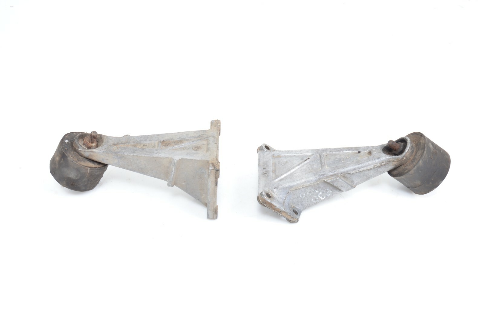 BMW e30 m20 engine mount set left right used 1176564 1176565 | eBay 