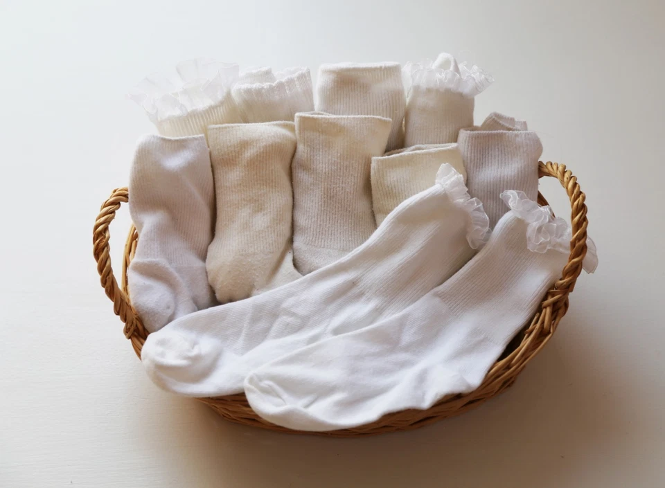 Niñas ~ LOTE de medias de nailon de algodón marfil de peso medio (talla 6-8) y calcetines (talla 3-6)  Foto 3 de 3