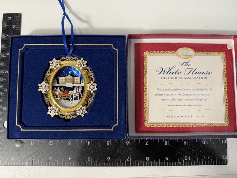 The White House Historical Association 2004 White House Oval Hanging Ornament