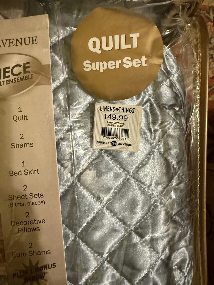 New w/tags 16 Piece Queen Quilt Bed Set Silk/Satin w/2 Sheet Sets Pink & Blue - Image 4 of 4