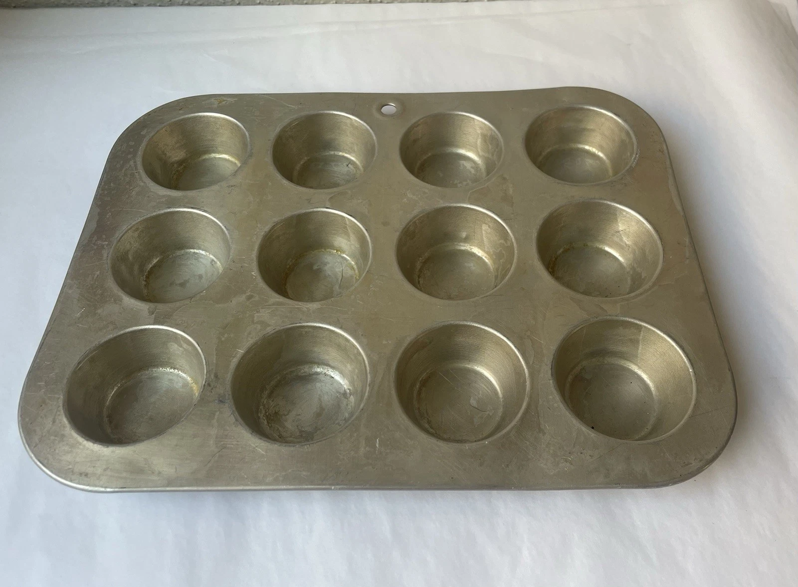 Vintage Mini Muffin Tin Pan, Aluminum, 12-Hole, 2"
Opens in a new window or tab