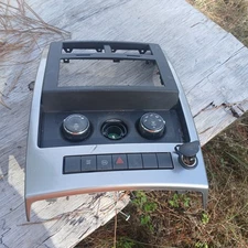 2008-2012 Jeep Liberty Radio Center Dash Trim Bezel Vent OEM