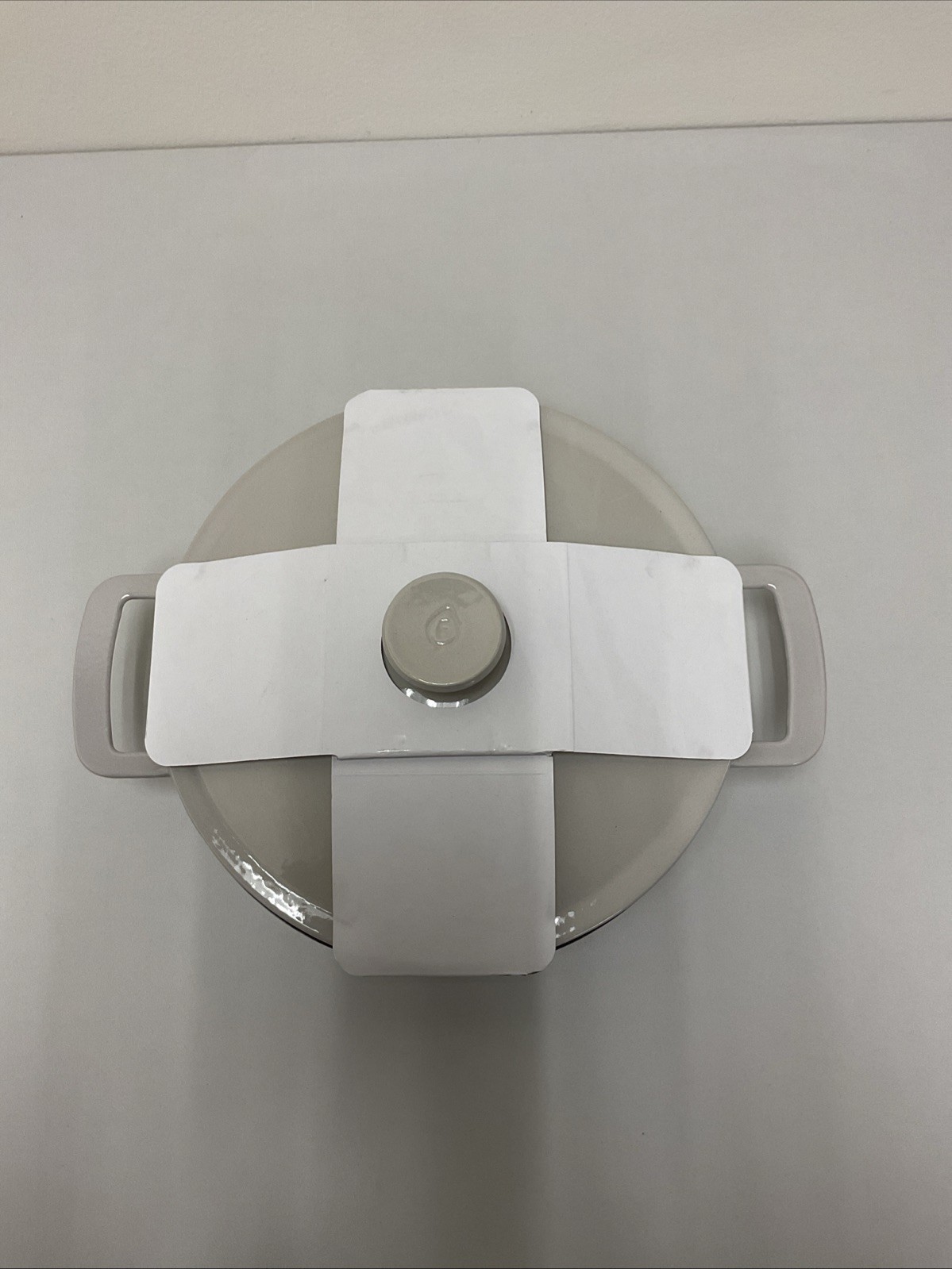 3.5qt Enamel Braiser Light Gray - Figmint G127