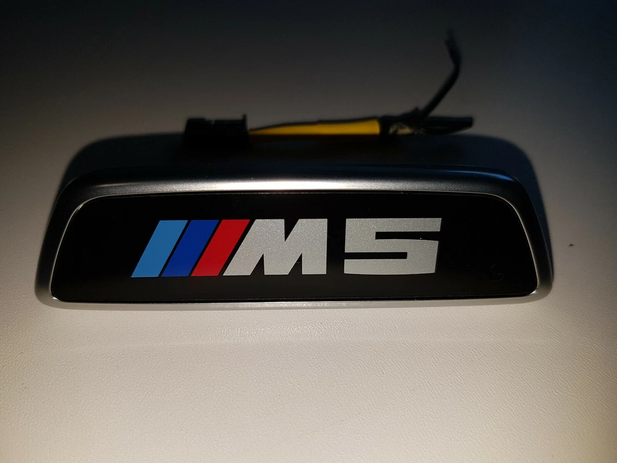 BMW M5 - Kopfstütze Emblem - Teile Nr. 52108073746 | eBay