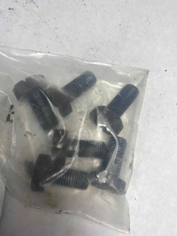 Flywheel CHEVY PICKUP 10 65 -85MT 8-350 (5.7L)W/BOLTS - Image 2 of 4