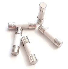 SET OF 5 T 10AH 250V P T10AH SLOW BLOW CERAMIC LF LITTELFUSE FUSES T10AH250V 10A