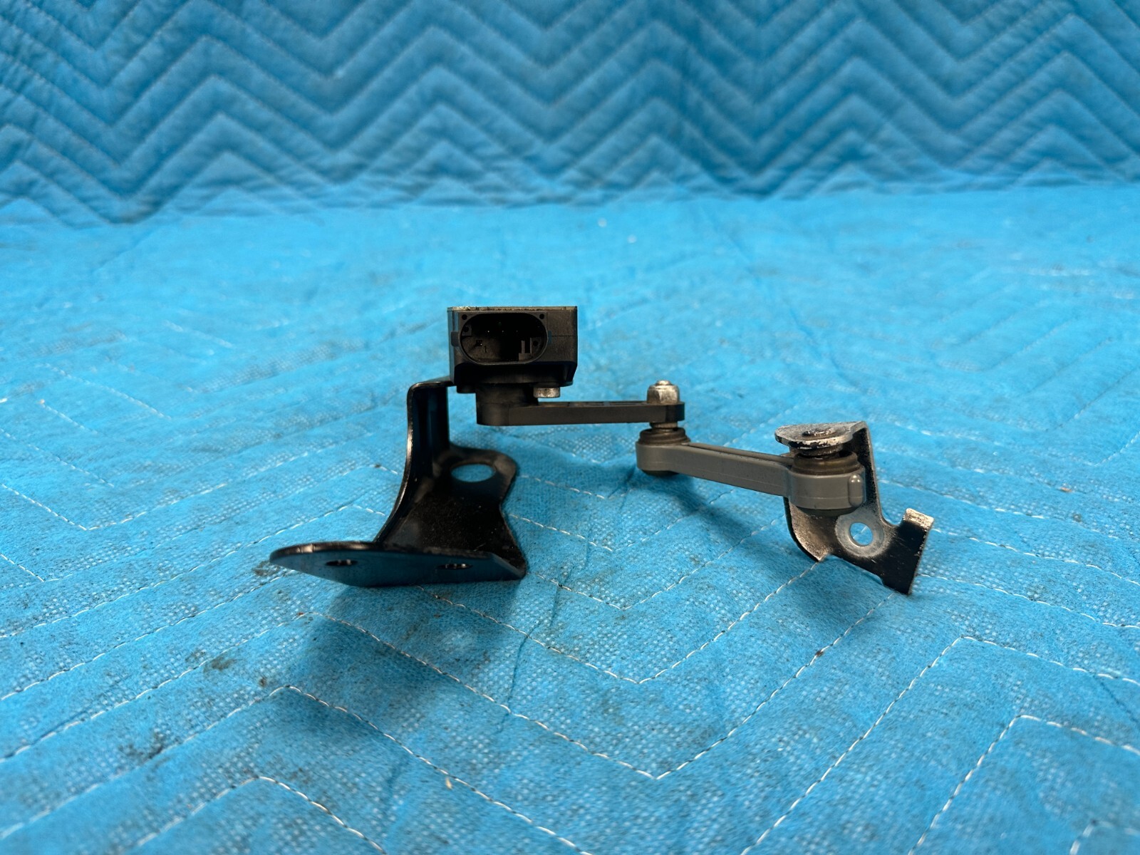Bentley Cont Flying Spur Rear Height Level Sensor Driver Side 29k 2006-2012 OEM