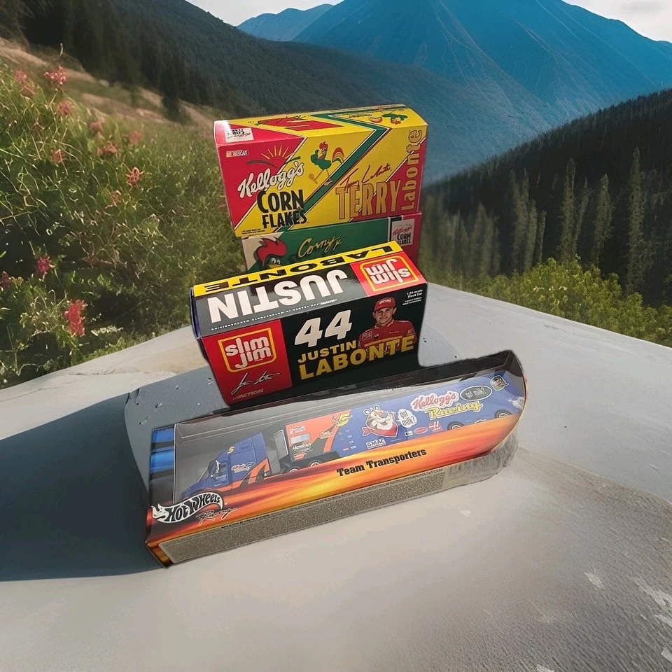 HOTWHEELS/ NASCAR BUNDLE - Image 3 of 4