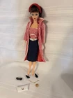 BARBIE VINTAGE REPRO Roman HOLIDAY #968 ponytail BRUNETTE  hat TINY accessories