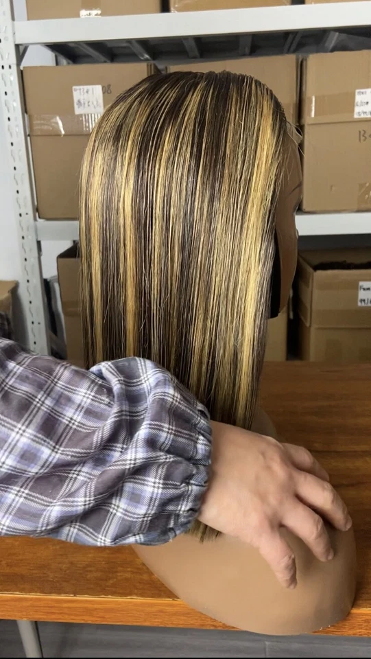 13x4 蕾丝正面假发鲍勃假发直棕色金色突出人类头发假发 — 第 2/4 张图片