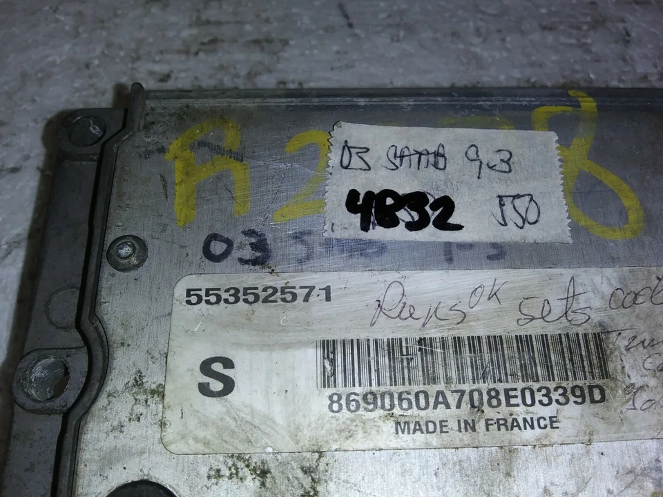 2003 Saab 9-3 ecm ecu computer 55352571 - Image 2 of 4