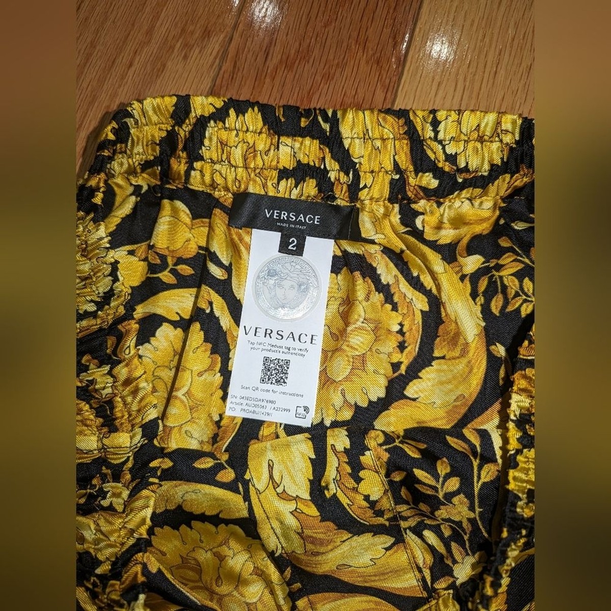 NEW VERSACE BAROCCO SILK PAJAMA SHORTS & BRALETTE SET | eBay
