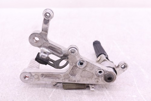 2005 03-05 YAMAHA R6 R6S YZF 600 OEM RIGHT REARSET BRAKE PEDAL FOOT PEG Y137 - Picture 6 of 11