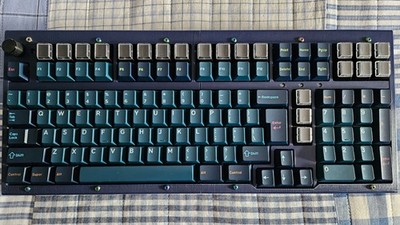 Boston 120 battlecruiser mechanical keyboard project | Kailh Arctic Fox switches