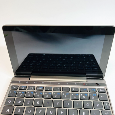 GPD Pocket 2 Core m3-8100 8GB SSD 128GB Mini Netbook WITH STYLUS