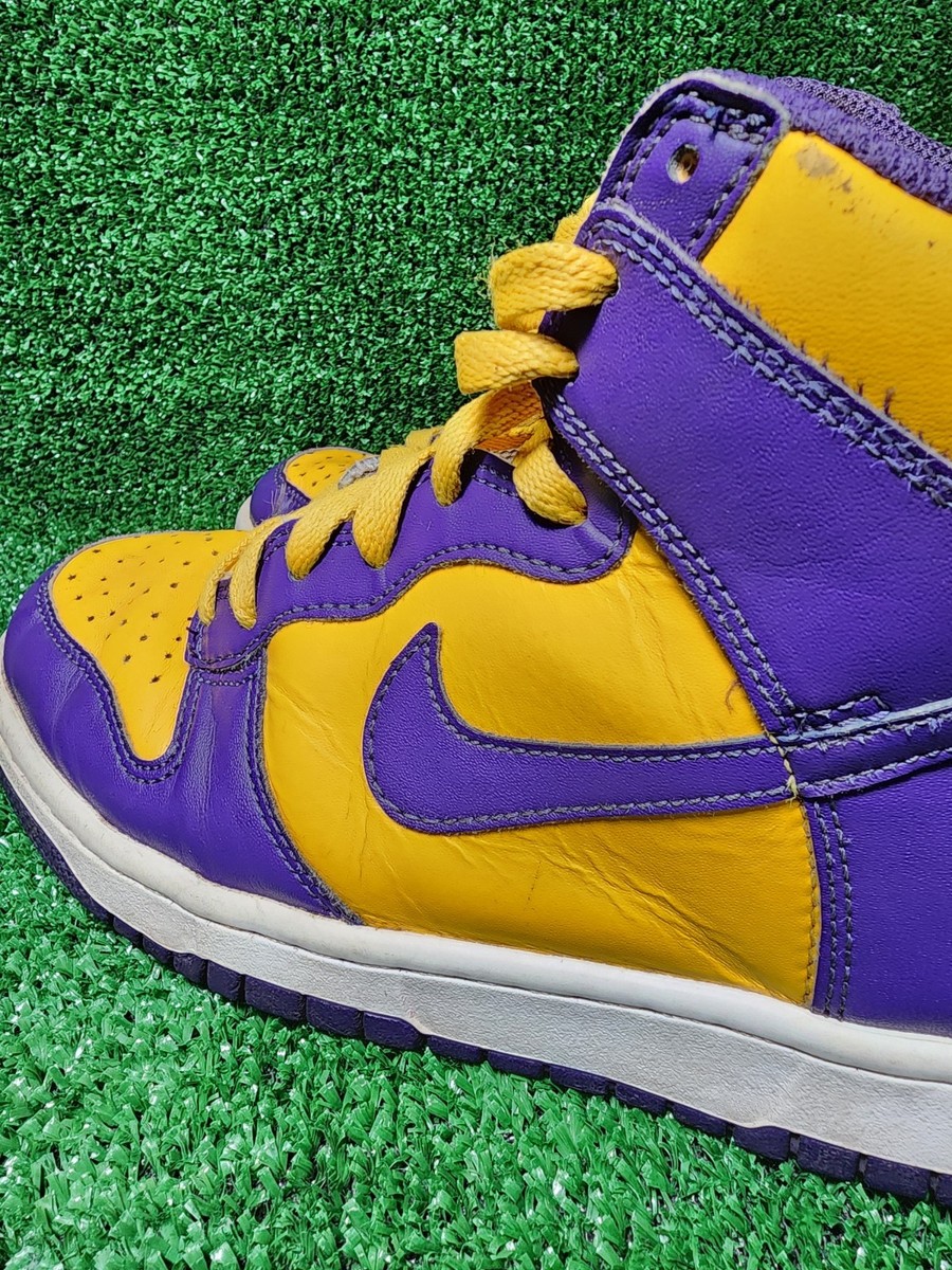 靴 NIKE DUNK HI RETRO Lakers/Court Purple UNBOXING 